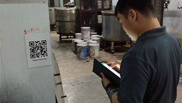 手機...
